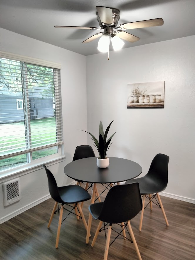 Dining area in a two bedroom apartment home at Sherwood Glen