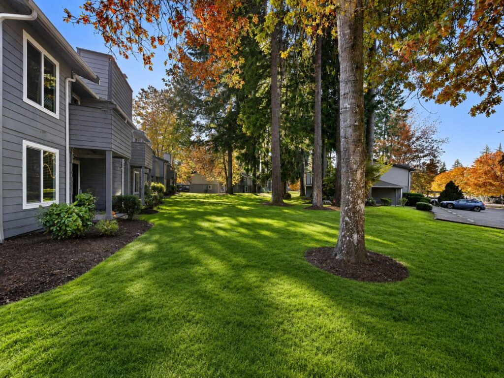 Greenspace and mature trees at Sherwood Glen
