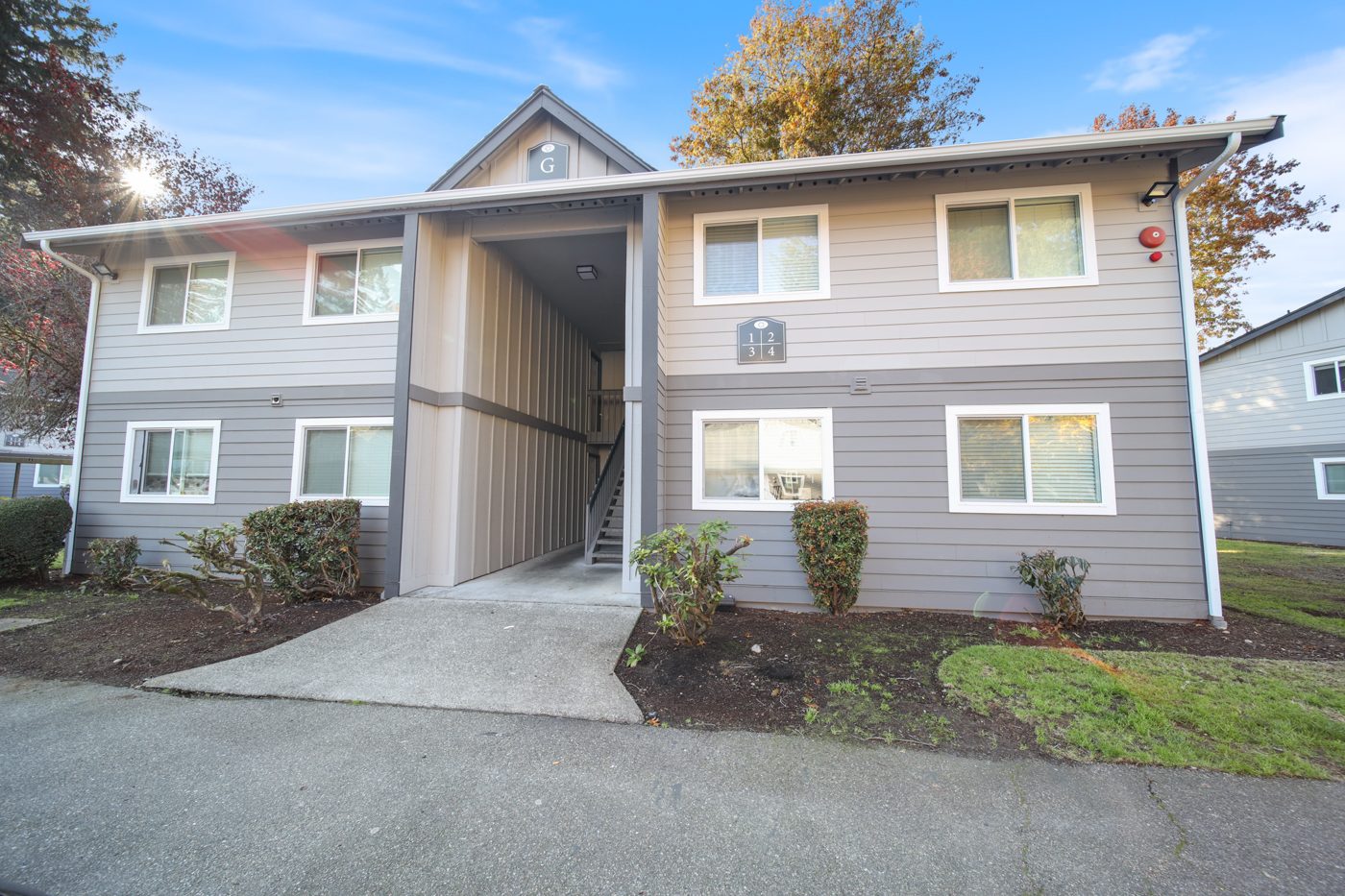 Sherwood Glen Apartments building exterior